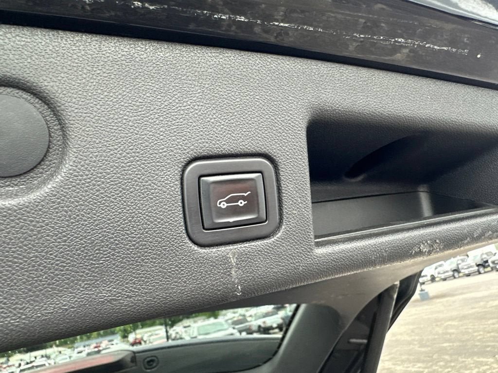 Used 2020 Chevrolet Equinox LT AWD/4WD image 19