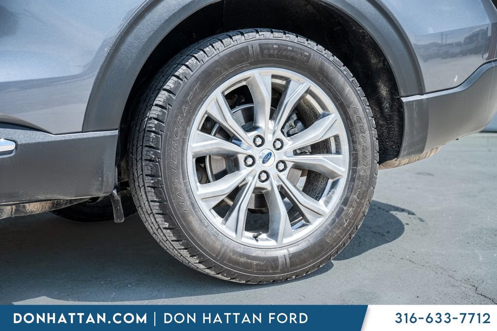 Certified 2022 Ford Explorer XLT w/ Equipment Group 202A AWD/4WD image 36
