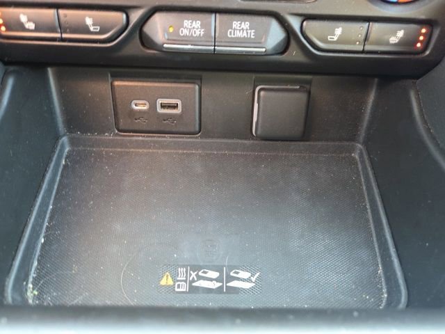 Used 2022 Chevrolet Tahoe Z71 w/ Z71 Off-Road Package image 38