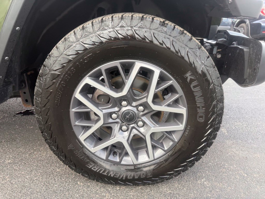 Used 2024 Jeep Wrangler Unlimited Sahara AWD/4WD image 60