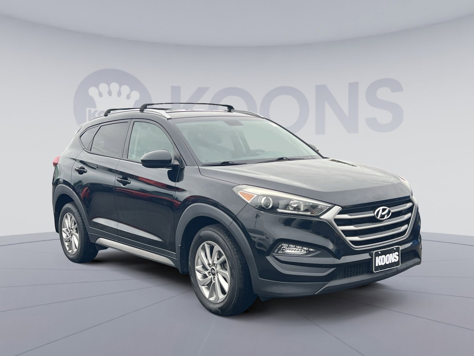 Used 2017 Hyundai Tucson SE AWD/4WD image 2