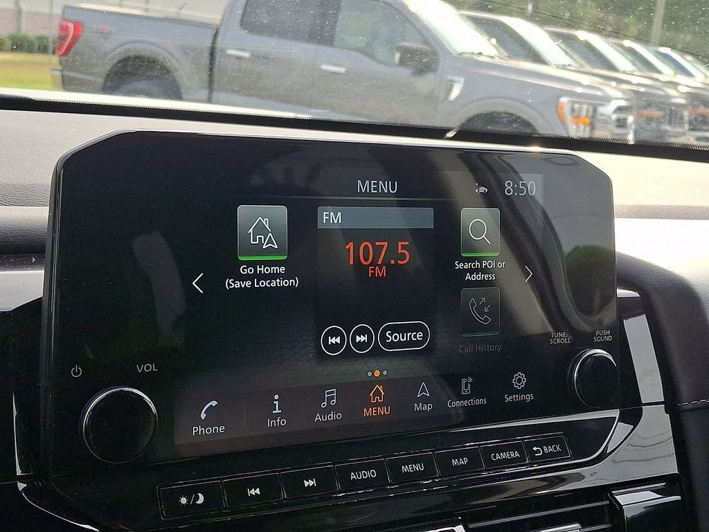 Used 2022 Nissan Pathfinder SL AWD/4WD image 16