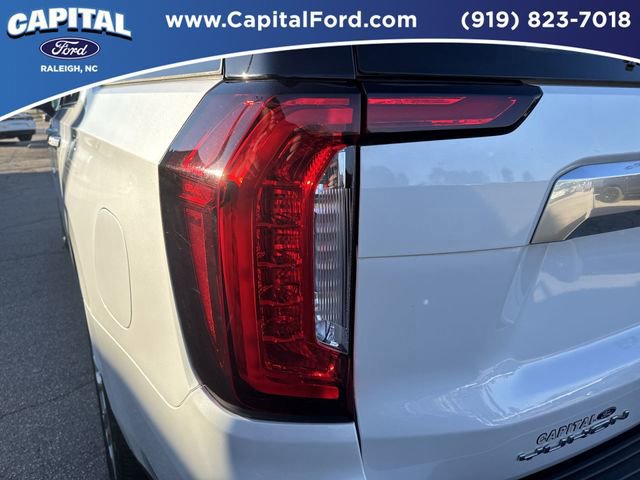 Used 2021 GMC Yukon XL Denali w/ Denali Premium Package image 15