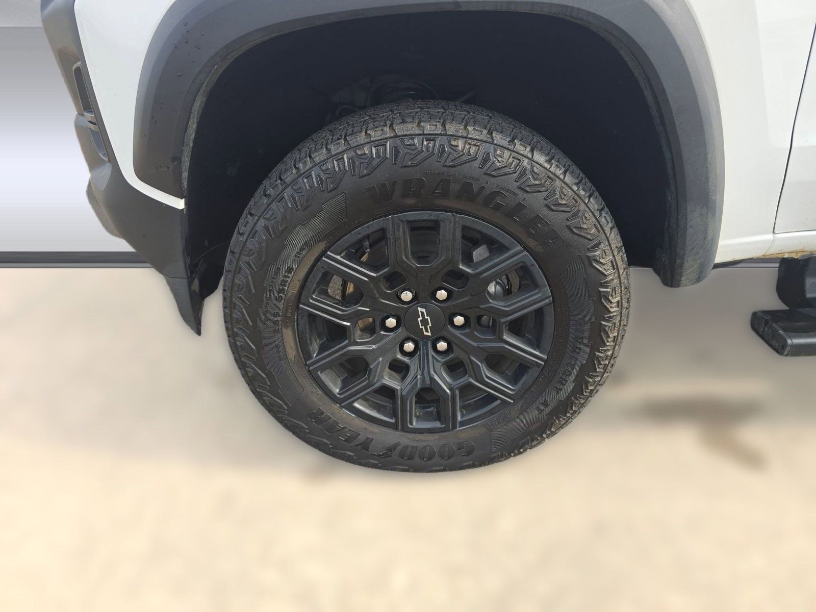 Used 2025 Chevrolet Colorado Trail Boss image 10