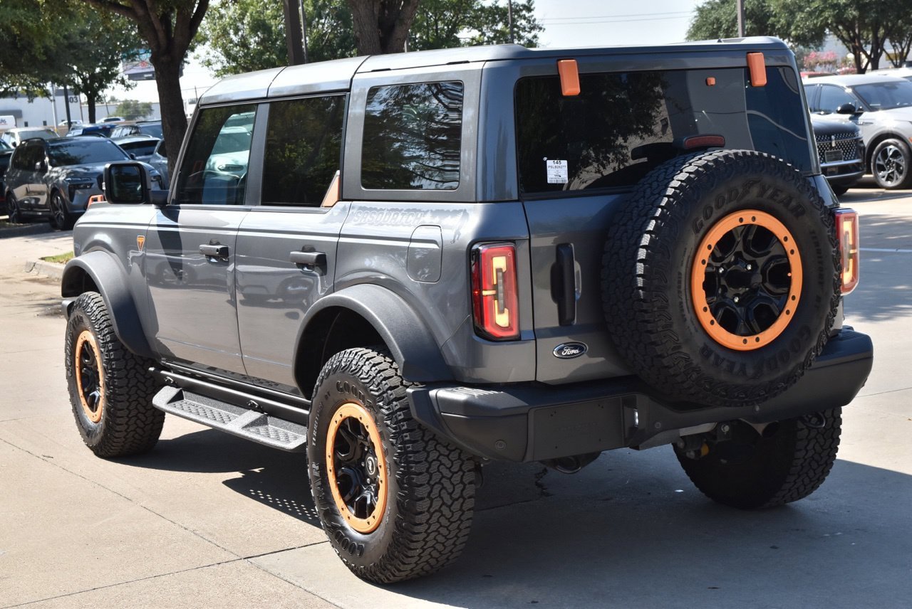 Certified 2025 Ford Bronco Badlands AWD/4WD image 10