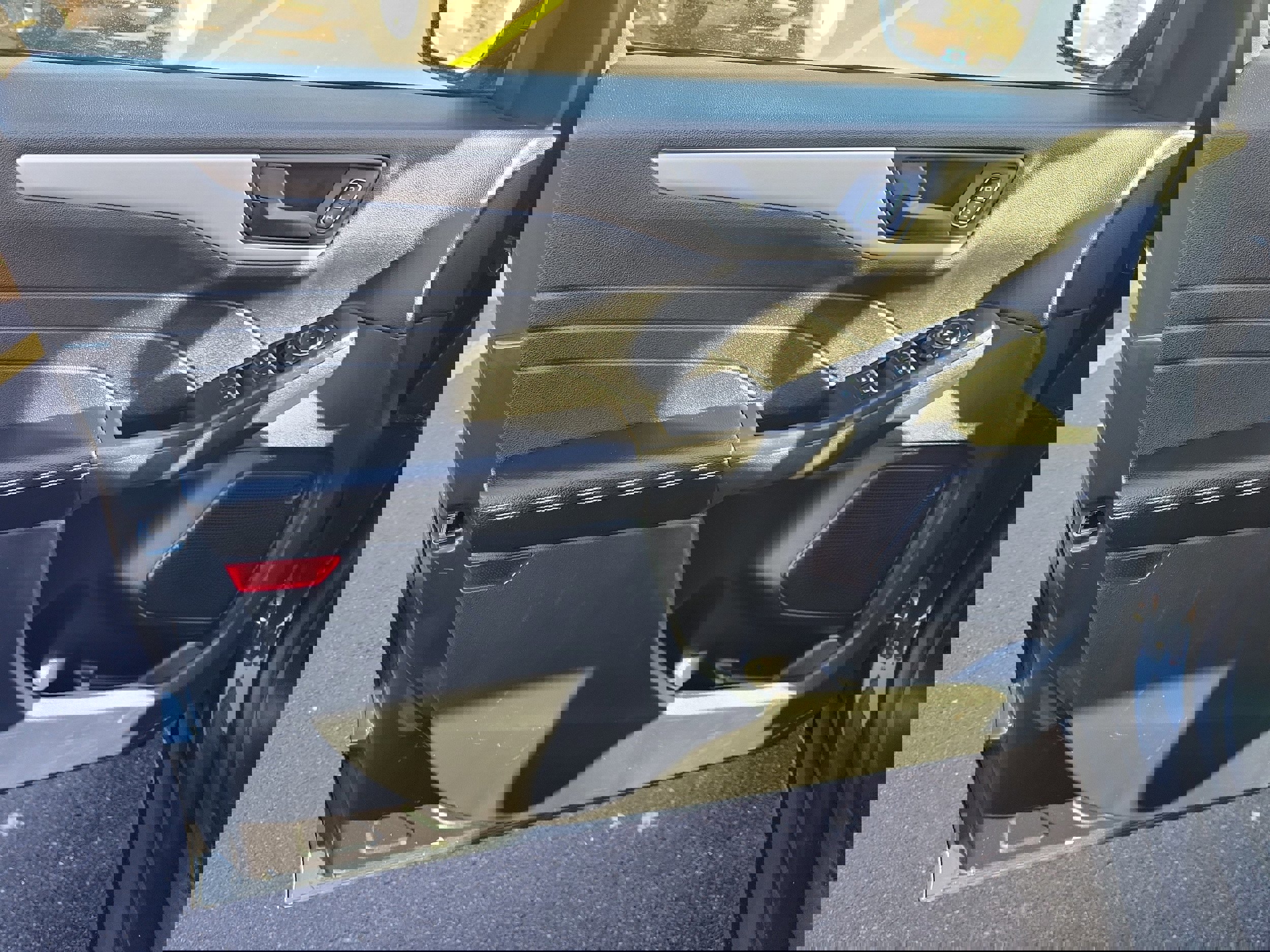 Certified 2022 Ford Escape SE w/ Convenience Package image 17