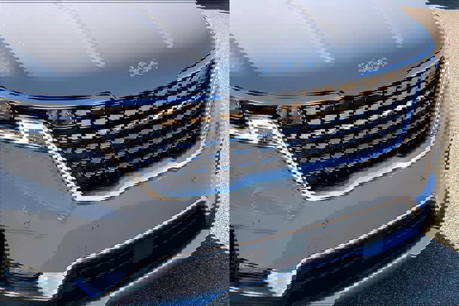 Used 2022 Kia Carnival SX Prestige image 29