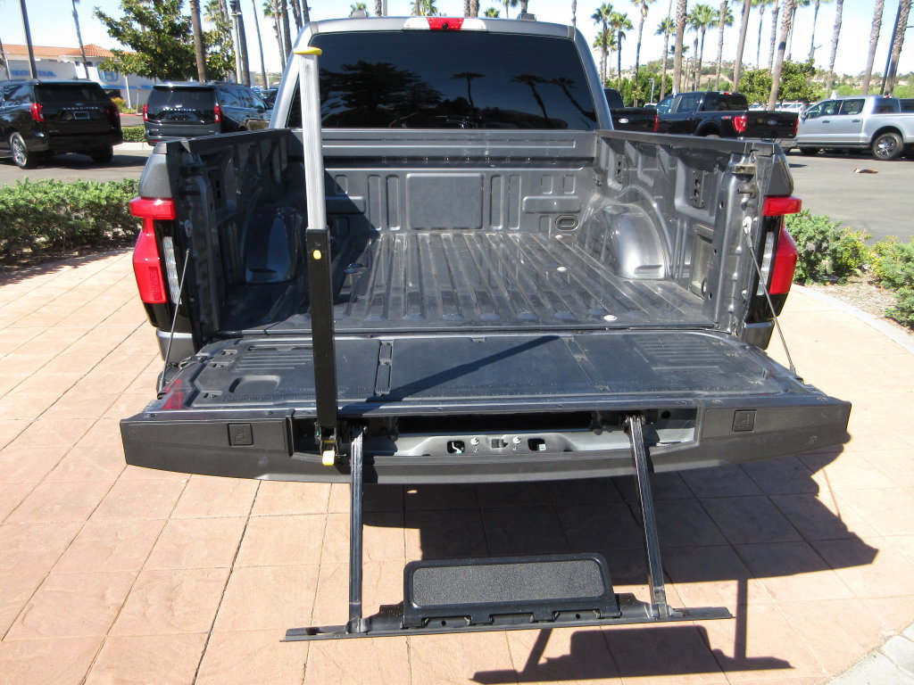Certified 2025 Ford F150 Lightning Flash AWD/4WD image 39
