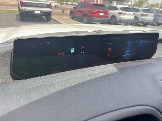 Certified 2025 Ford Expedition Active image 10