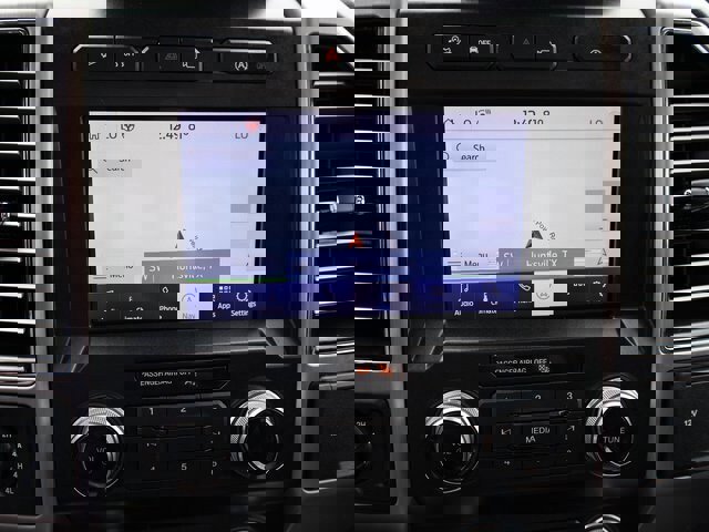 Certified 2020 Ford F150 Platinum w/ Equipment Group 701A Luxury image 28