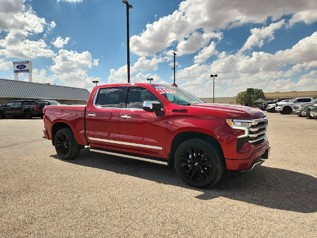 Used 2023 Chevrolet Silverado 1500 High Country w/ Technology Package AWD/4WD image 8