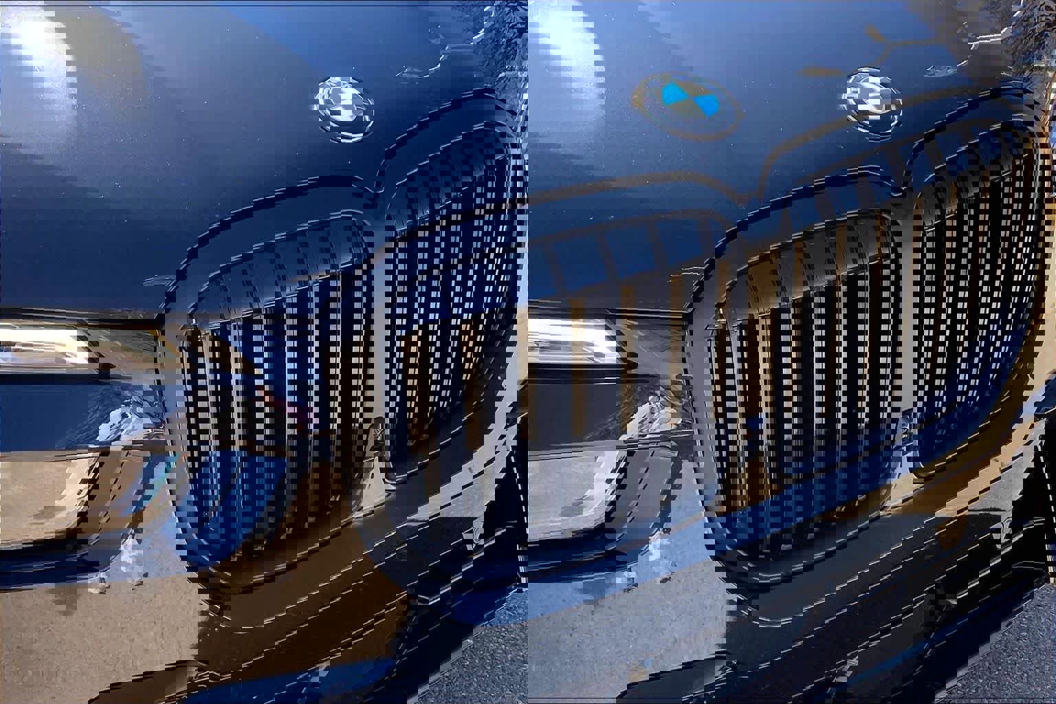 Used 2025 BMW X7 xDrive40i w/ Executive Package image 29