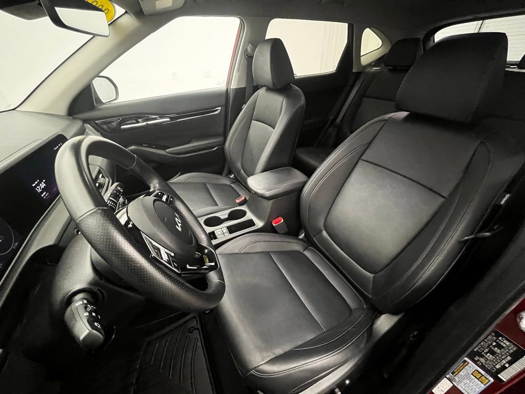 Used 2024 Kia Seltos SX image 19