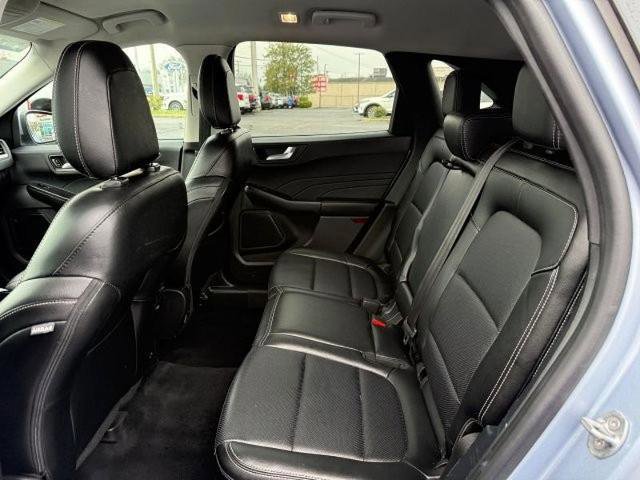 Certified 2022 Ford Escape SEL image 17