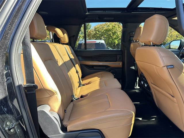 Certified 2022 Ford Expedition Max Platinum image 39