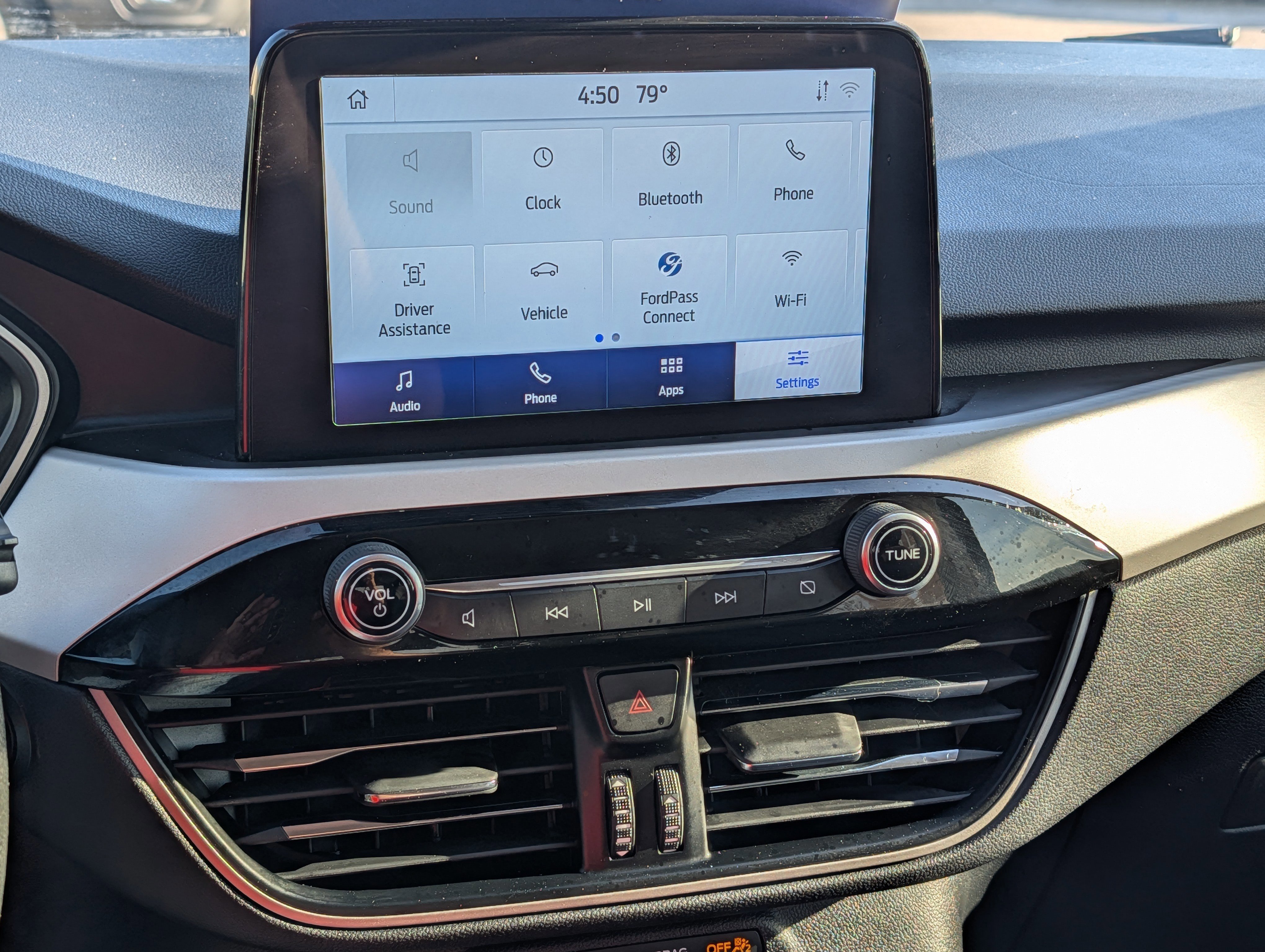 Certified 2021 Ford Escape SE image 28