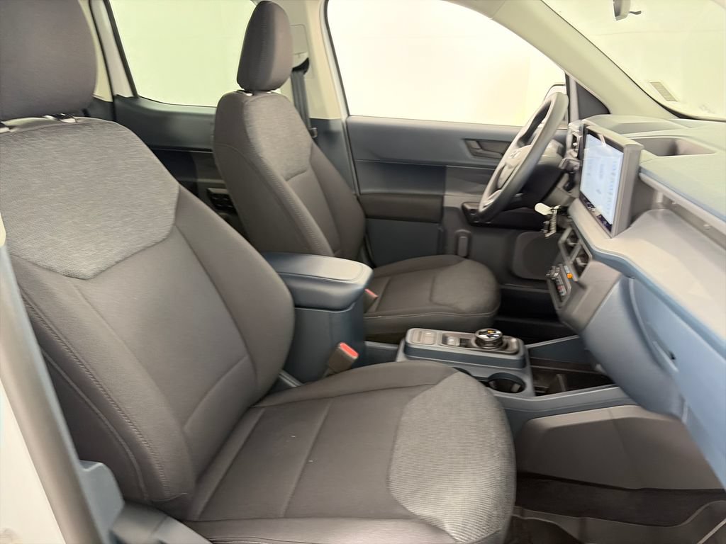 Certified 2025 Ford Maverick XL FWD image 29