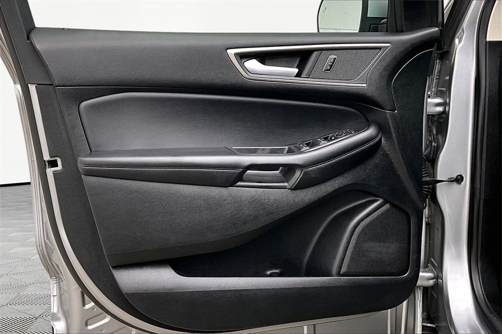 Certified 2023 Ford Edge SEL image 23