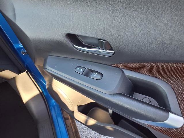 Used 2024 Nissan Kicks SR image 29