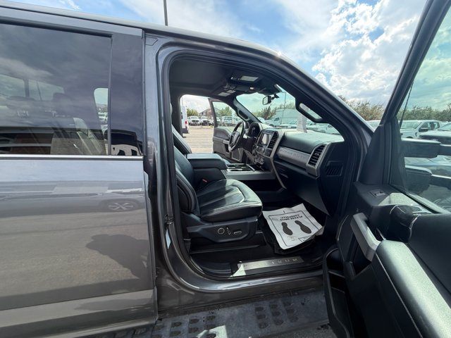 Certified 2021 Ford F350 Platinum w/ Tremor Off-Road Package AWD/4WD image 19