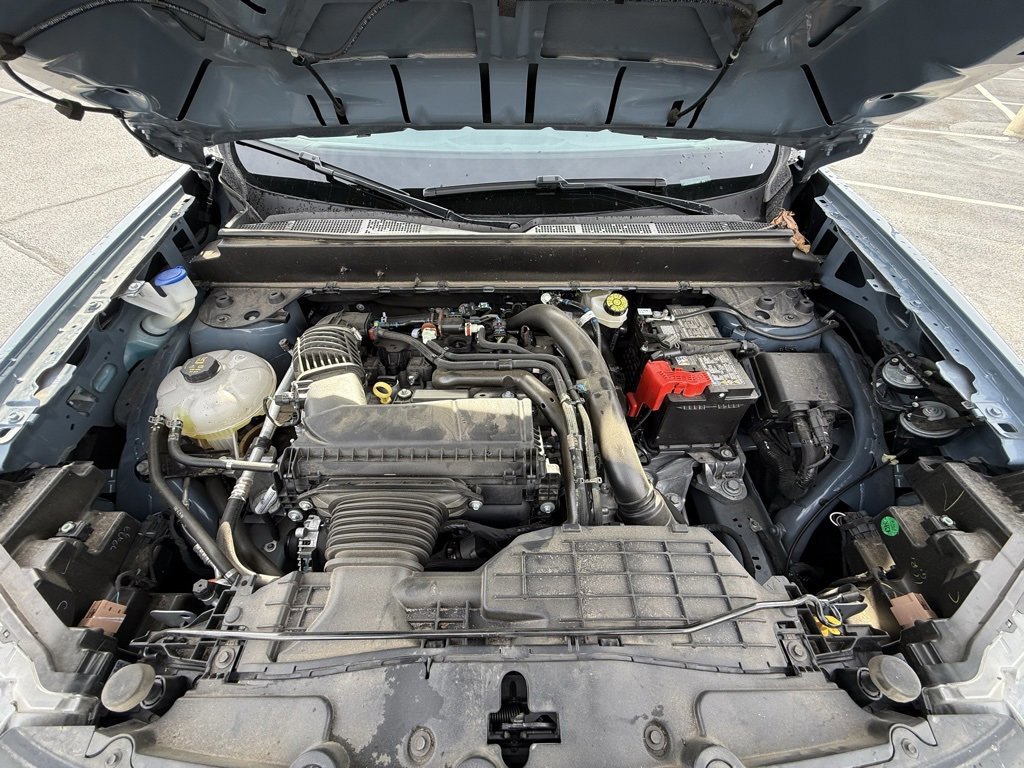 Certified 2025 Ford Maverick Lariat w/ Black Appearance Package image 32