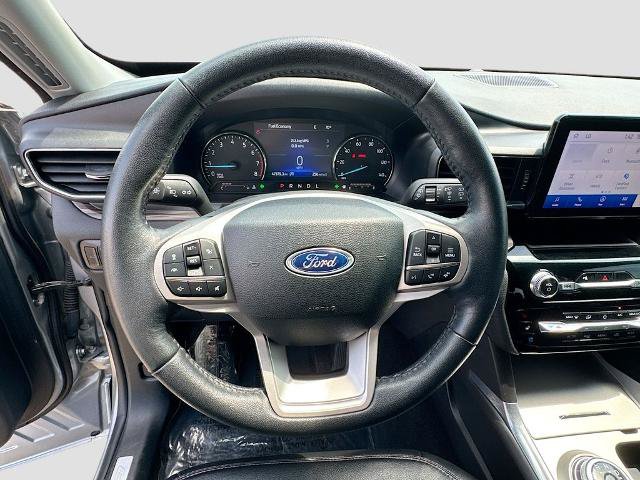 Certified 2024 Ford Explorer Limited AWD/4WD image 10