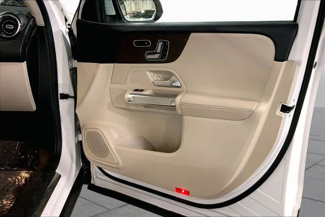 Used 2020 Mercedes-Benz GLB 250 4MATIC image 23