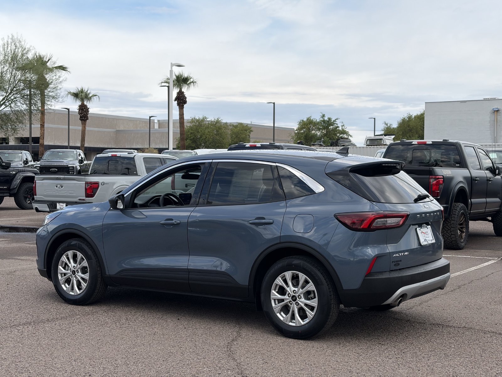 Certified 2024 Ford Escape Active FWD image 3