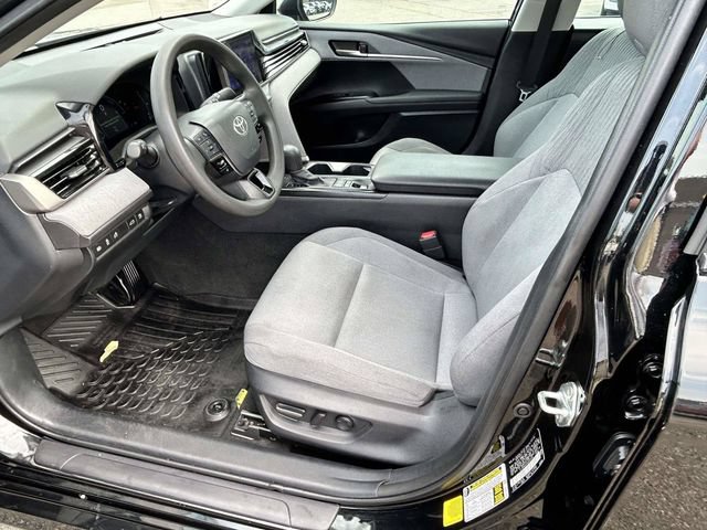Used 2025 Toyota Camry LE FWD image 14