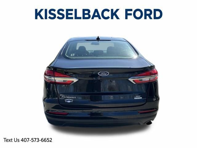 Certified 2020 Ford Fusion SE image 4