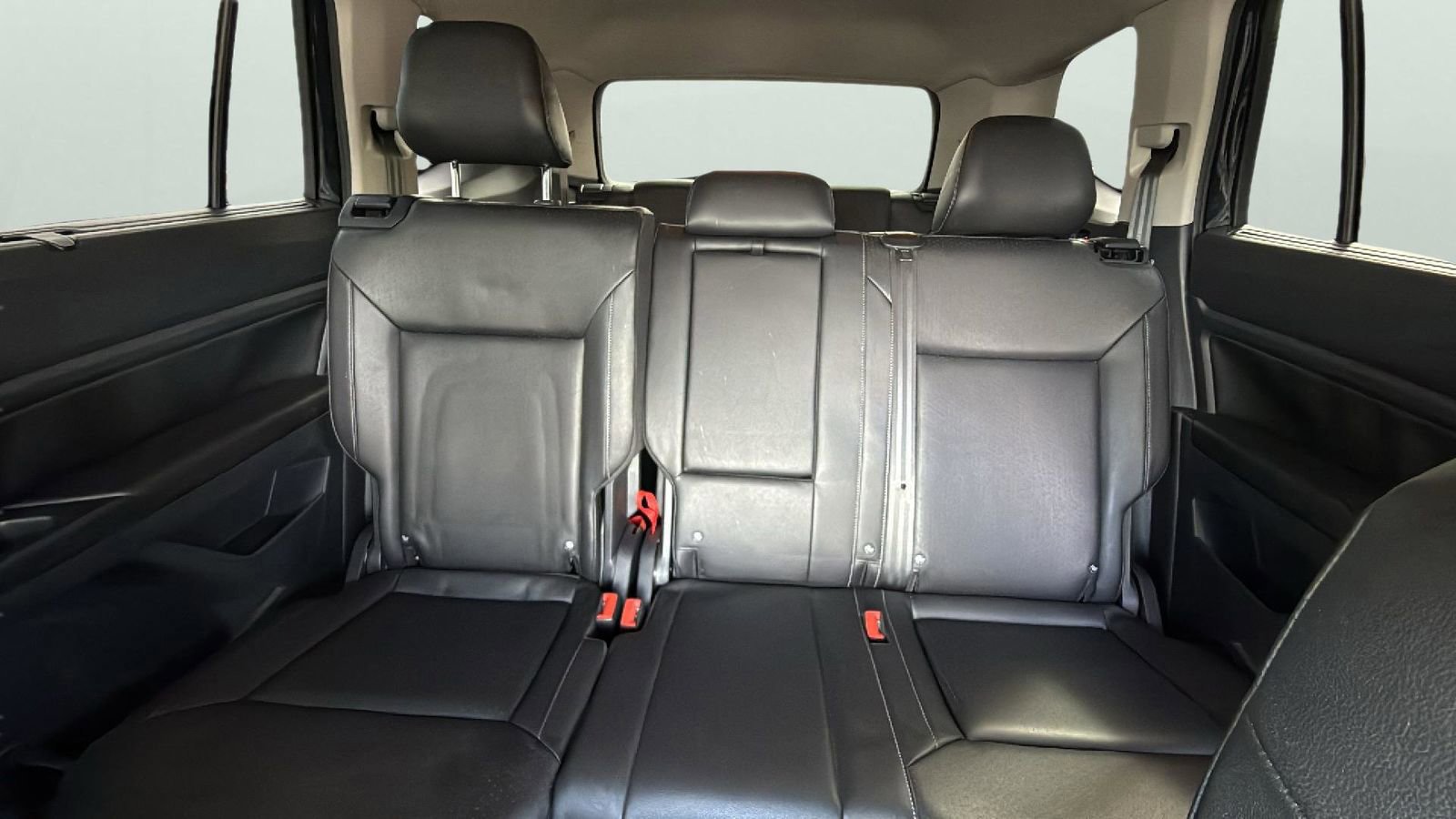 Used 2019 Volkswagen Atlas SE w/ Towing Package image 26