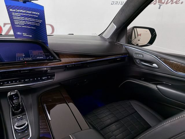 Used 2021 Cadillac Escalade Sport Platinum AWD/4WD image 29