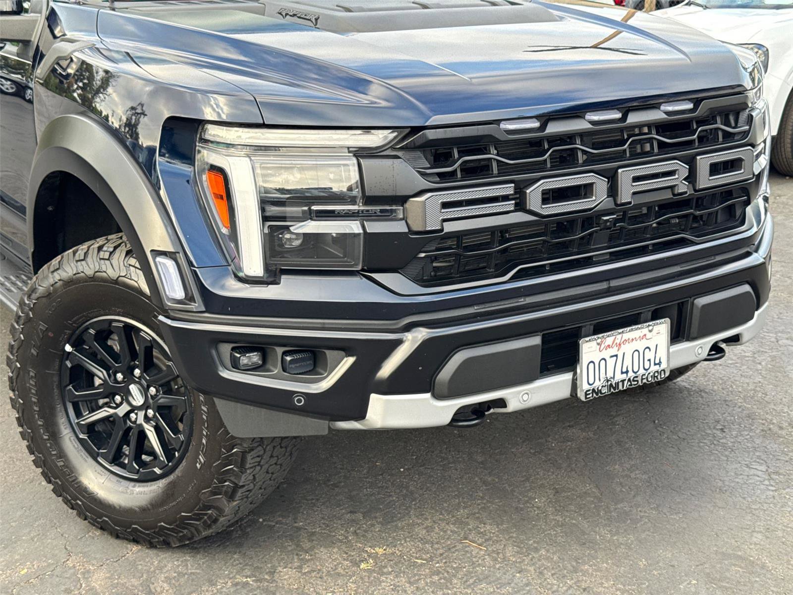 Certified 2024 Ford F150 Raptor AWD/4WD image 3