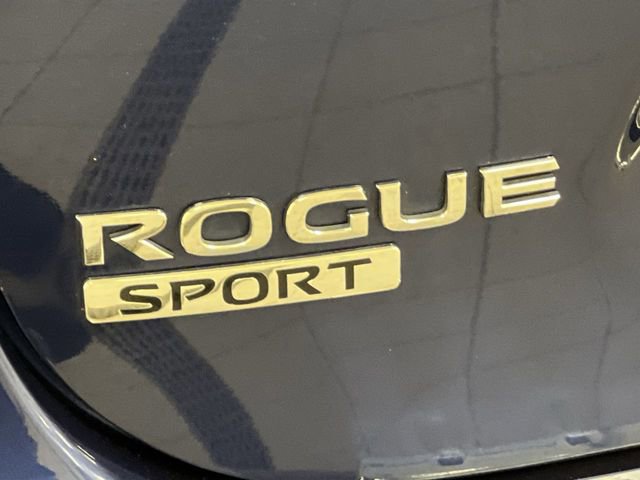 Used 2022 Nissan Rogue Sport SV w/ Technology Package image 18