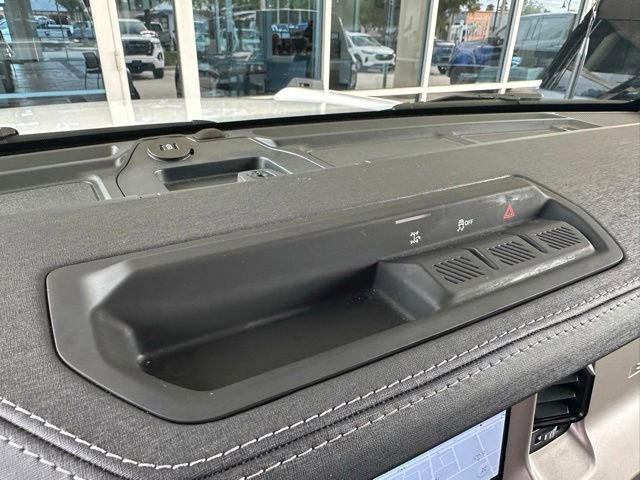 Certified 2025 Ford Bronco Outer Banks AWD/4WD image 24