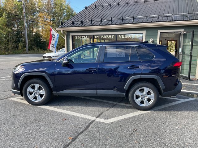 Used 2019 Toyota RAV4 XLE w/ Convenience Package AWD/4WD image 10