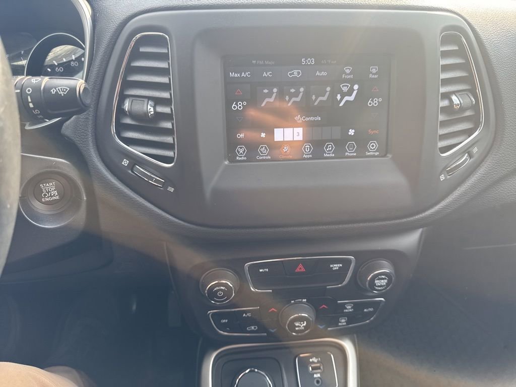 Used 2019 Jeep Compass Latitude w/ Cold Weather Group image 6