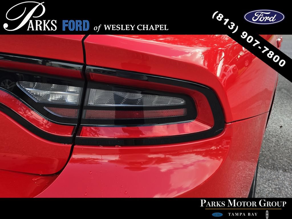 Used 2019 Dodge Charger SXT RWD image 8