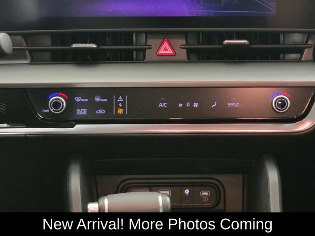 Used 2023 Kia Sportage EX FWD image 23