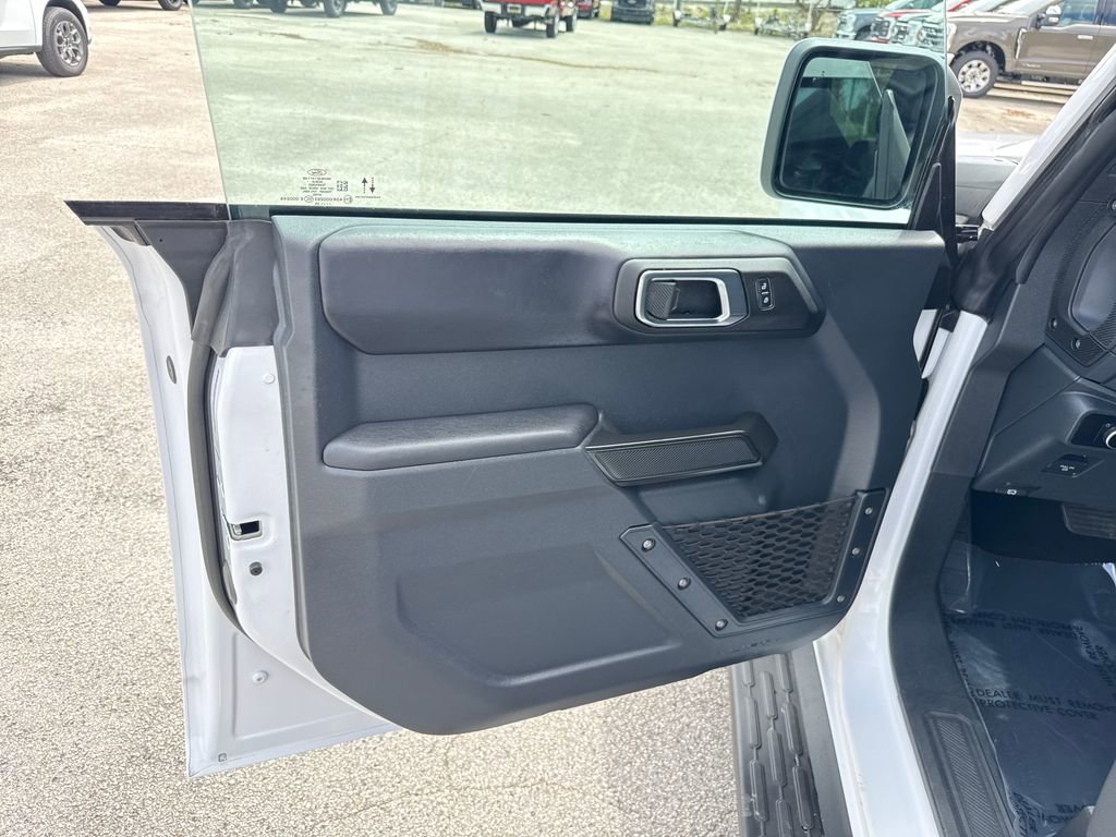 Certified 2025 Ford Bronco Outer Banks image 13