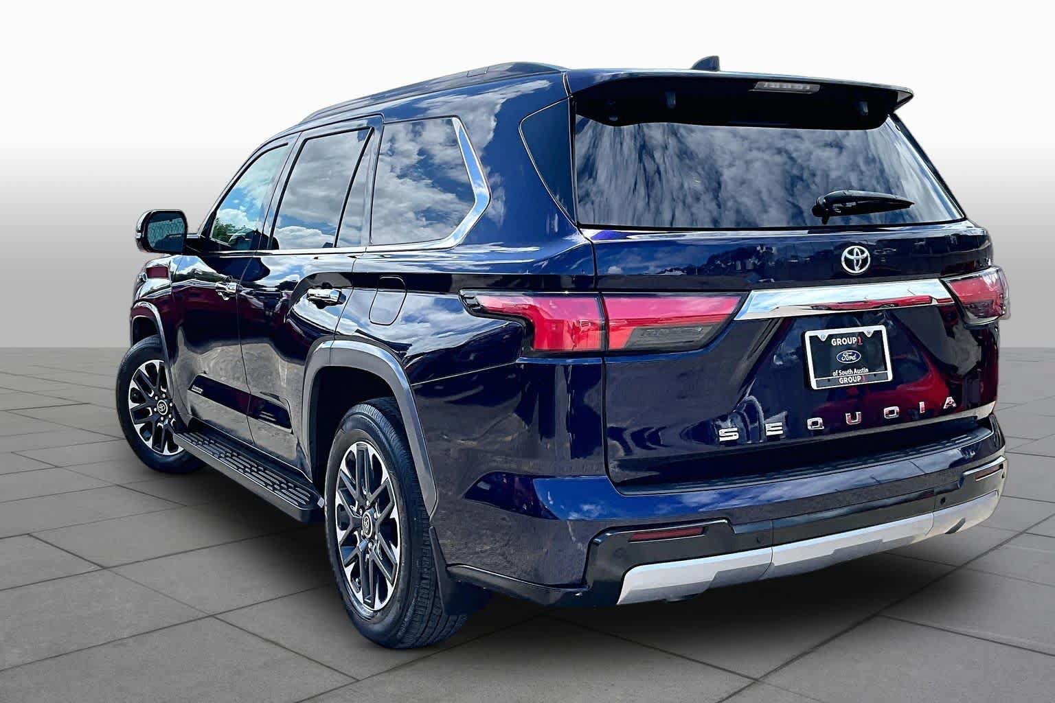 Used 2023 Toyota Sequoia Limited RWD image 7