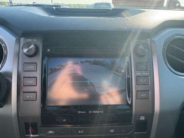 Used 2018 Toyota Tundra SR5 w/ SR5 Upgrade Package AWD/4WD image 19