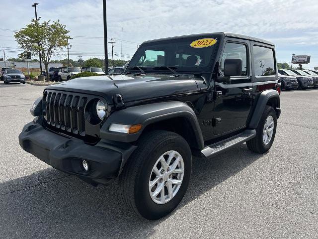 Used 2023 Jeep Wrangler Sport AWD/4WD image 7