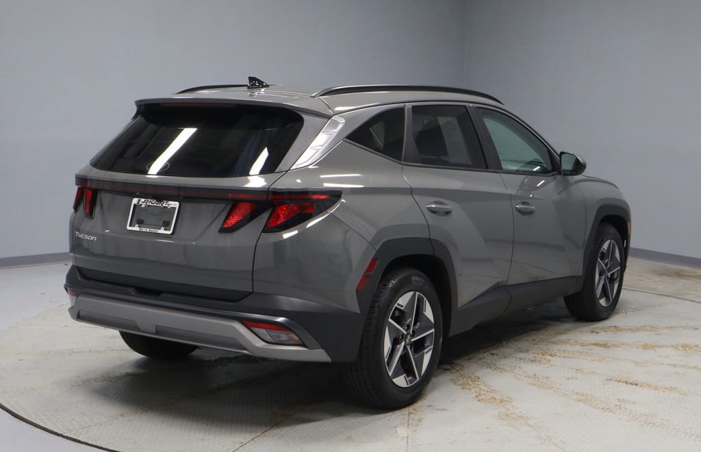 Used 2025 Hyundai Tucson SEL FWD image 5