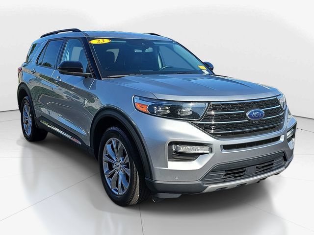 Certified 2023 Ford Explorer XLT w/ Equipment Group 202A AWD/4WD 360° Tour