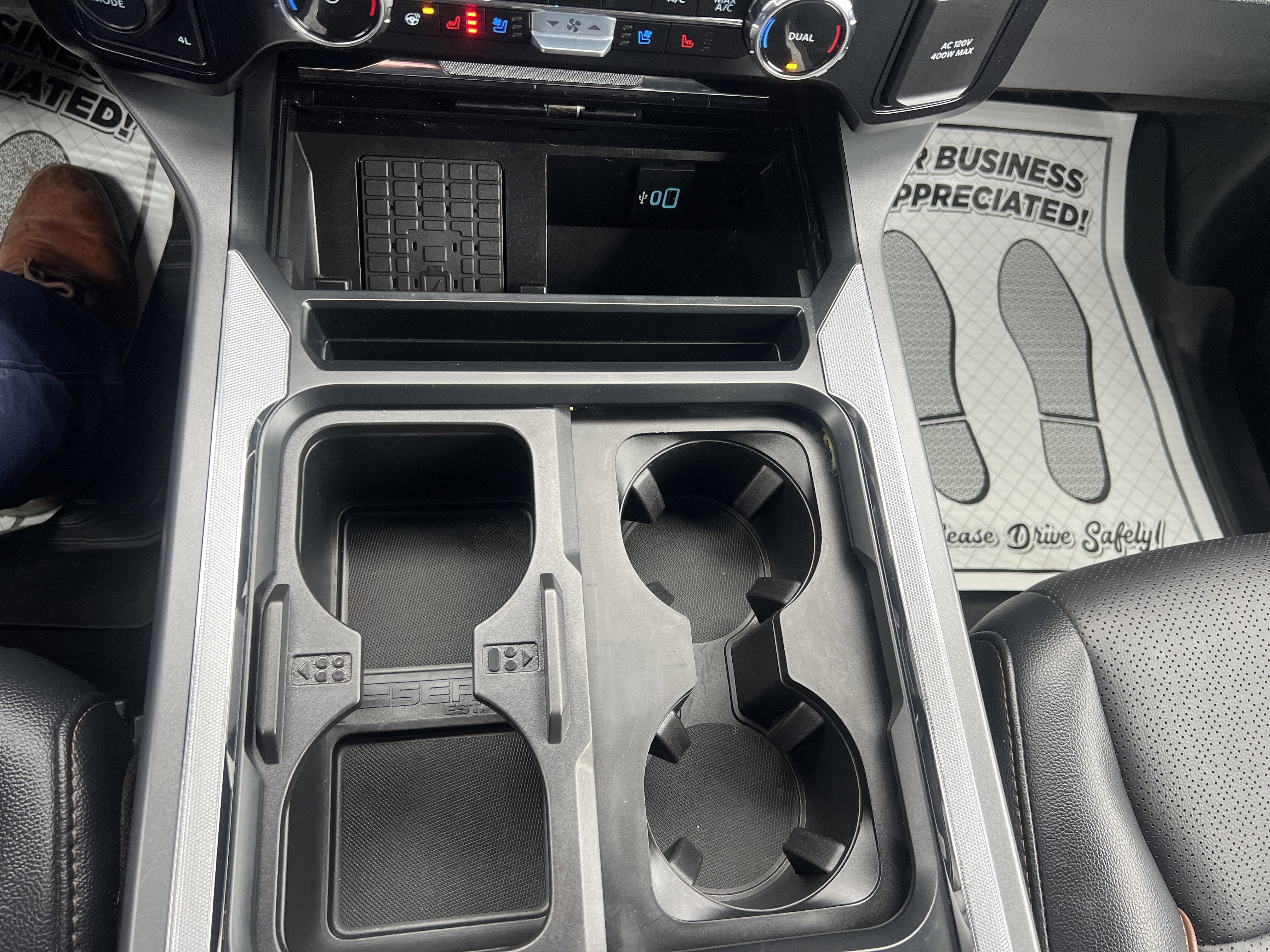 Certified 2025 Ford F350 Lariat AWD/4WD image 24