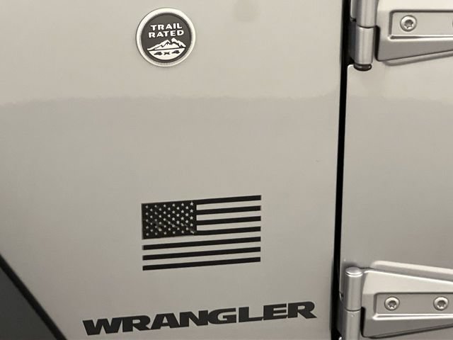 Used 2017 Jeep Wrangler Sport AWD/4WD image 17
