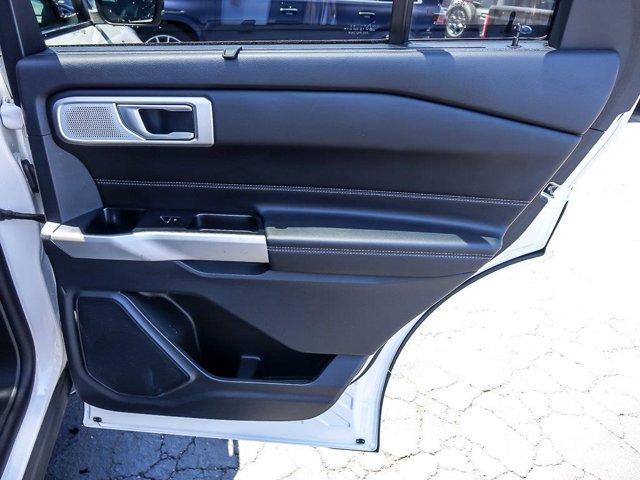 Certified 2023 Ford Explorer Limited w/ Hybrid Equipment Group 310A AWD/4WD image 29