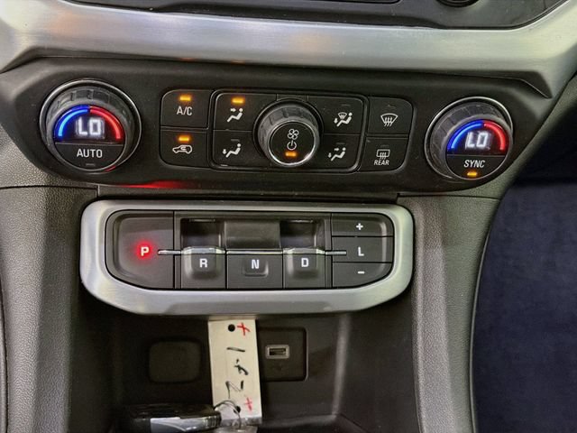 Used 2020 GMC Acadia SLE w/ Driver Convenience Package FWD image 18