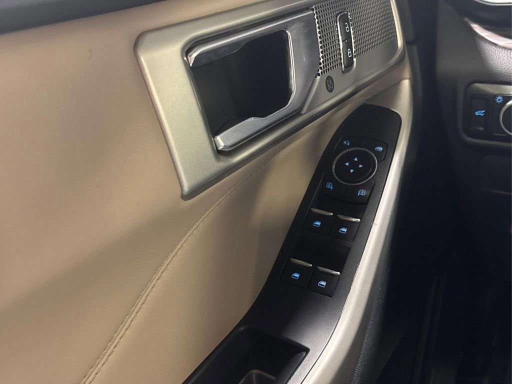 Certified 2023 Ford Explorer Limited image 29